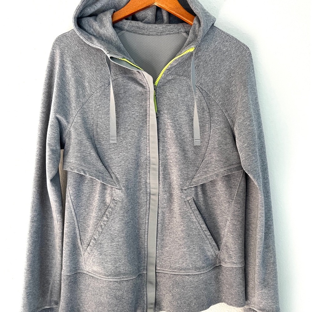 🍋Lululemon Soft Hooded Vented Jacket